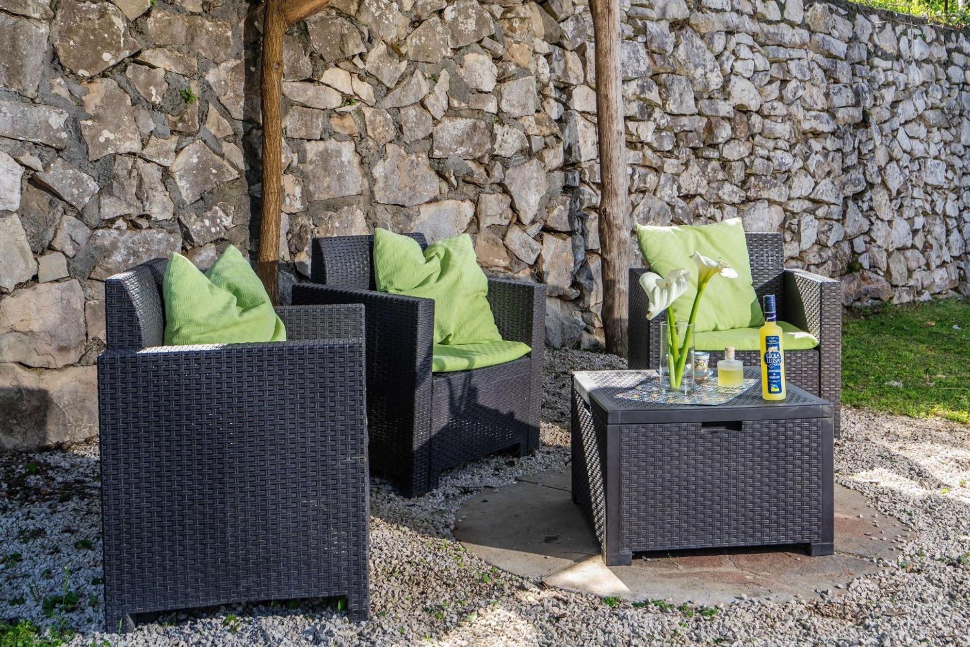 L'Antica Pigna Chateau Вико-Экуенсе Экстерьер фото