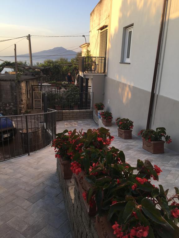 L'Antica Pigna Chateau Вико-Экуенсе Экстерьер фото